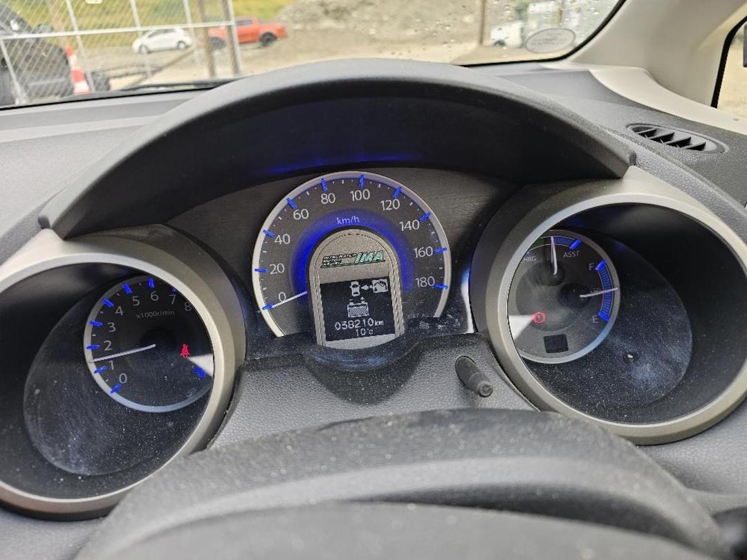 Photo '6' of Honda FIT