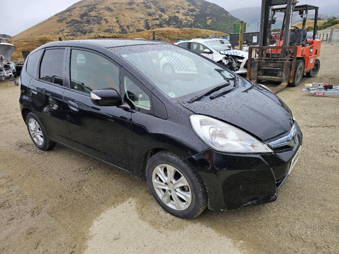 Photo '4' of Honda FIT