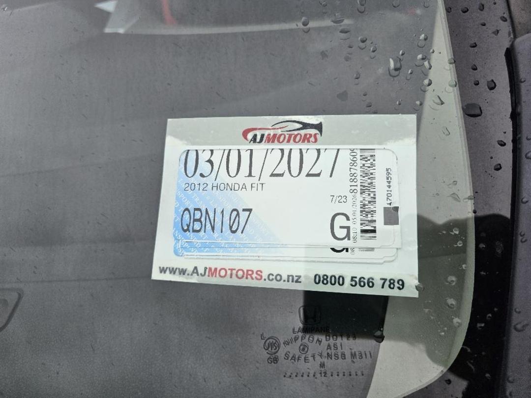 Photo '9' of Honda FIT