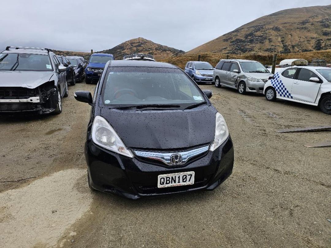 Photo '14' of Honda FIT