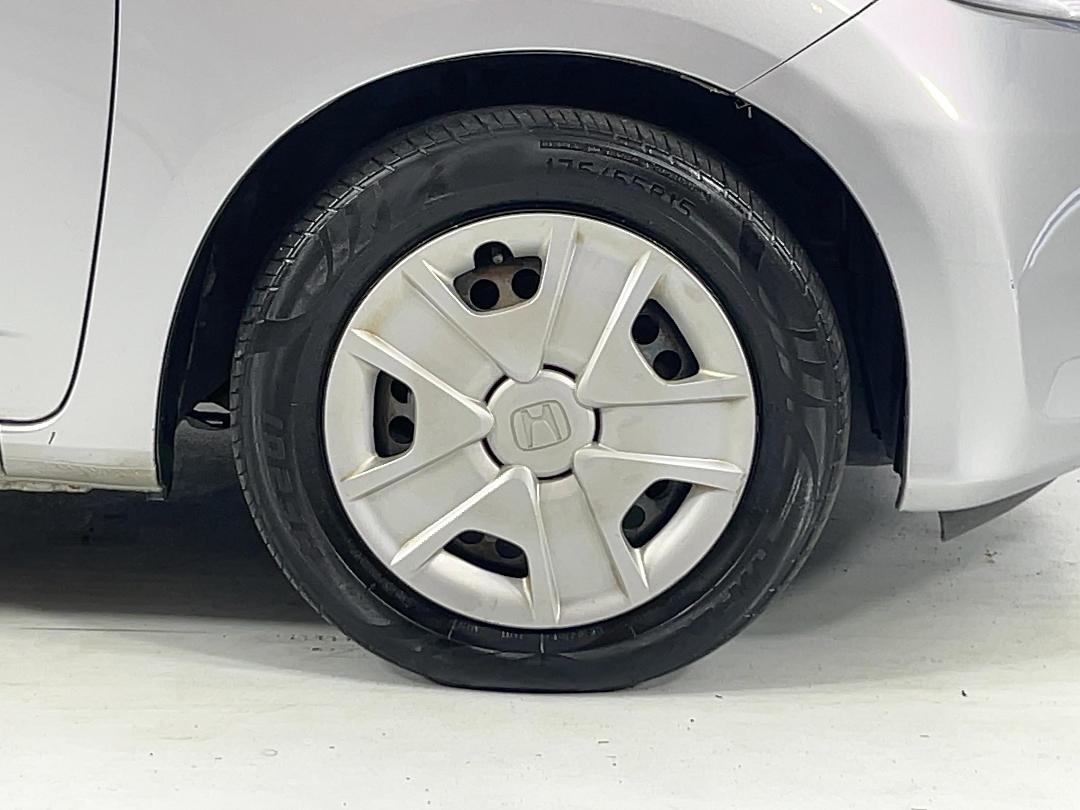 Photo '9' of Honda FIT