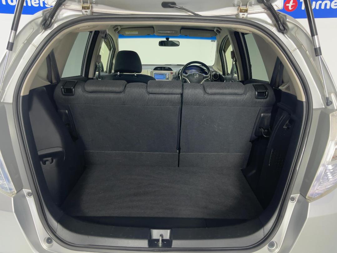 Photo '14' of Honda FIT