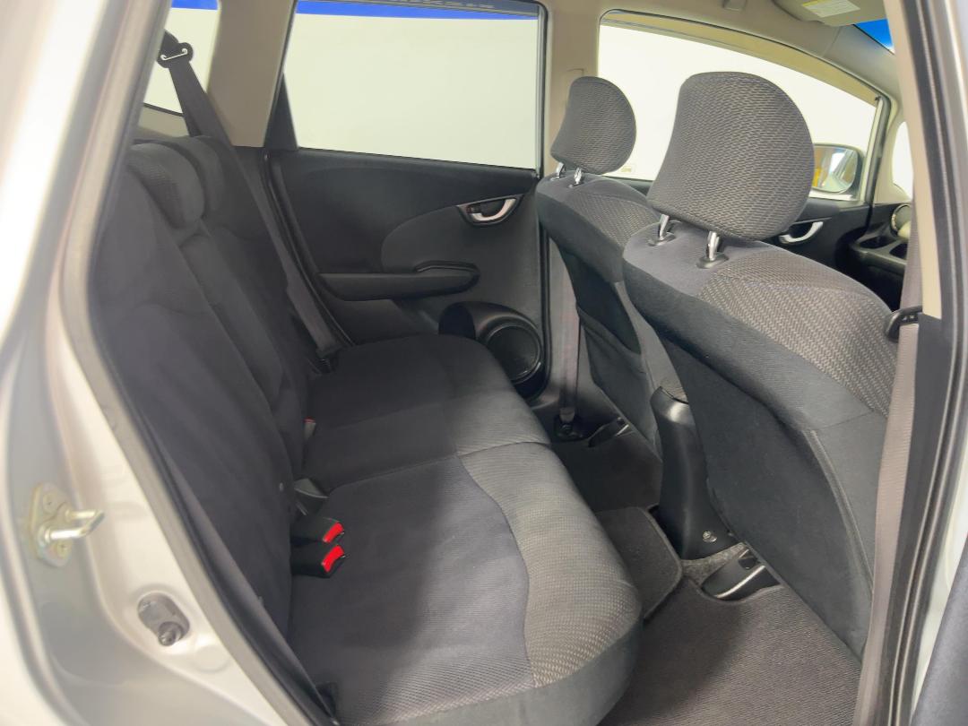 Photo '20' of Honda FIT