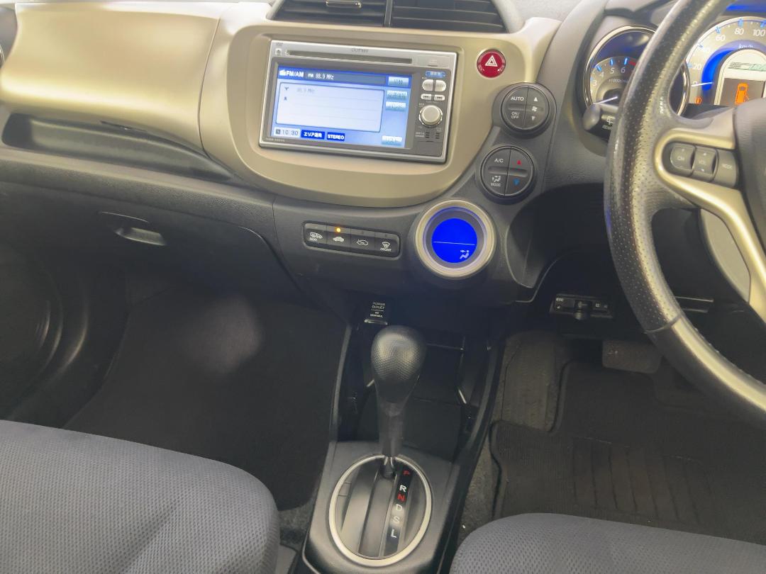 Photo '18' of Honda FIT