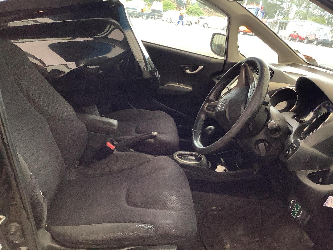 Photo '9' of Honda FIT