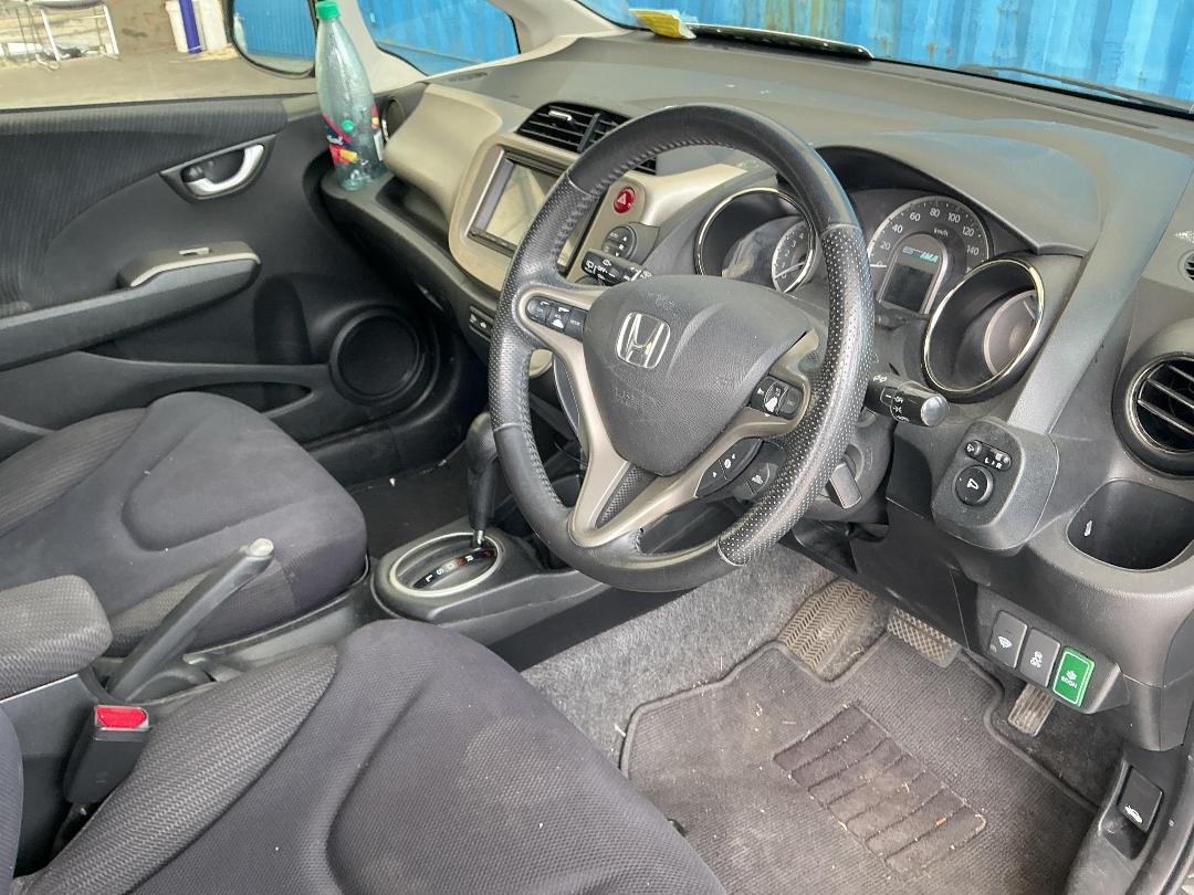 Photo '7' of Honda FIT Hybrid