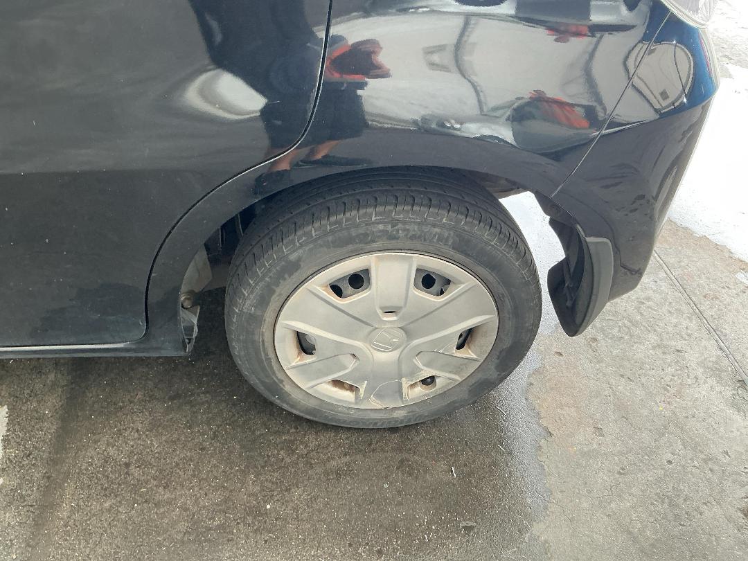 Photo '13' of Honda FIT Hybrid