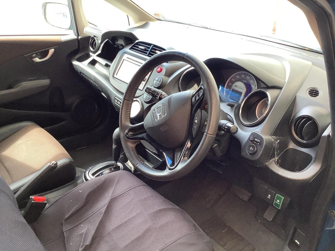 Photo '10' of Honda FIT Shuttle