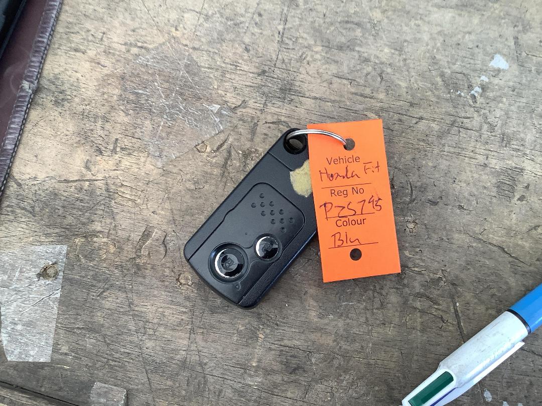 Photo '19' of Honda FIT Shuttle