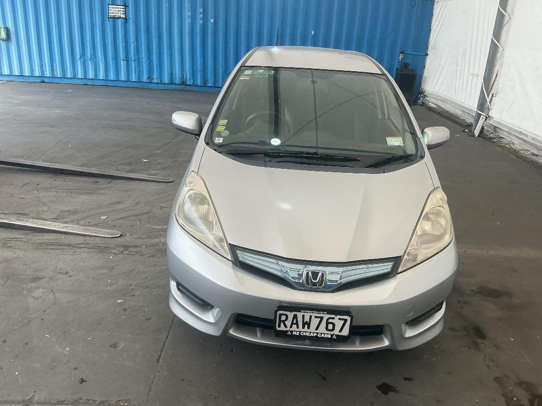 Photo '4' of Honda FIT Shuttle