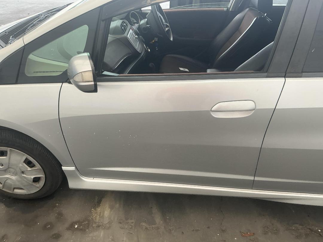 Photo '7' of Honda FIT Shuttle