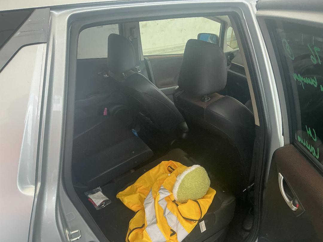 Photo '19' of Honda FIT Shuttle