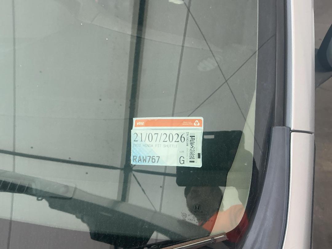 Photo '23' of Honda FIT Shuttle