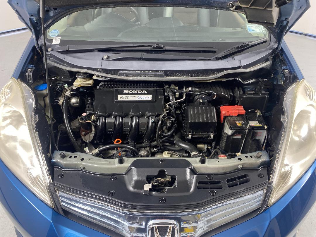 Photo '13' of Honda FIT Shuttle