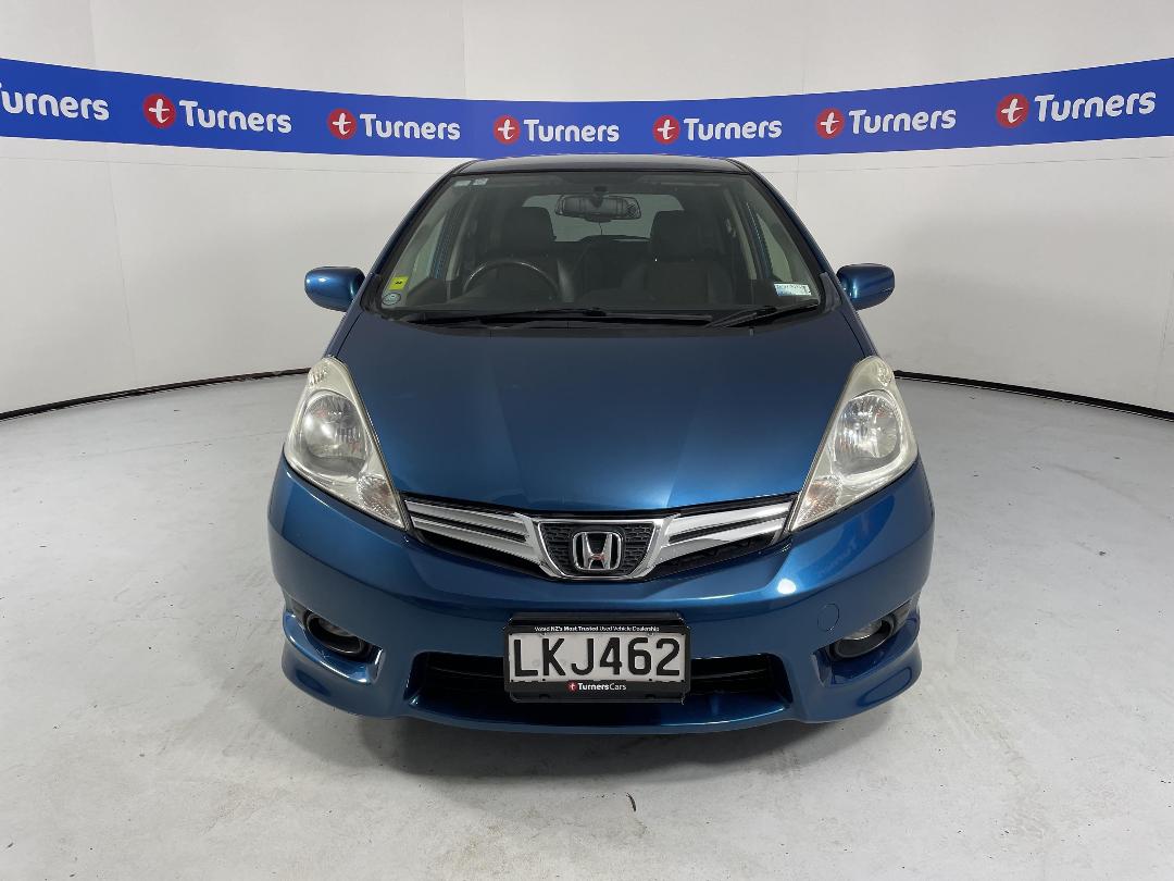 Photo '2' of Honda FIT Shuttle Photo '2' of Honda FIT Shuttle