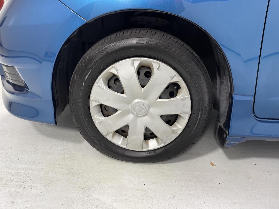 Photo '10' of Honda FIT Shuttle Photo '10' of Honda FIT Shuttle