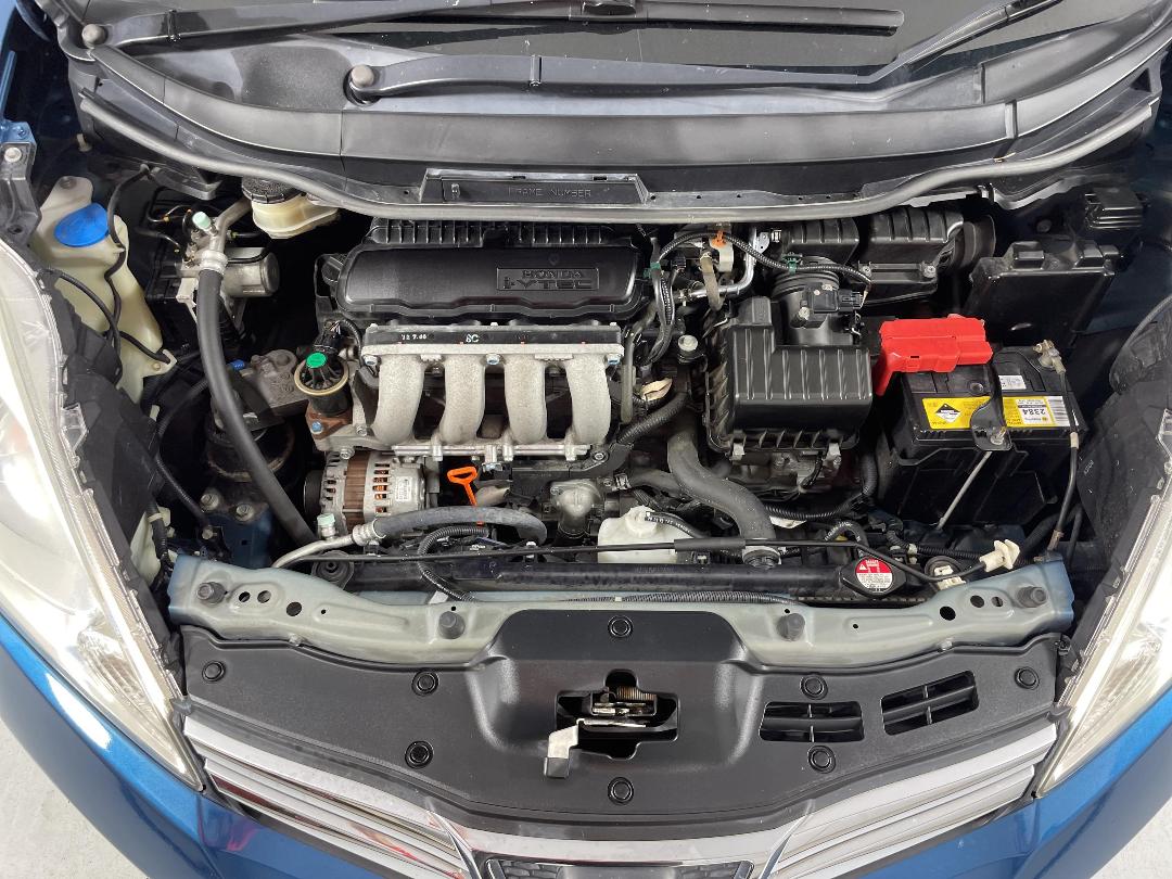 Photo '13' of Honda FIT Shuttle Photo '13' of Honda FIT Shuttle