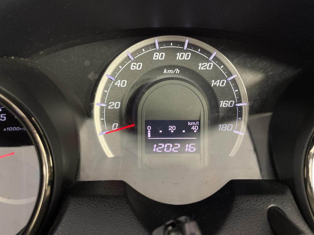 Photo '21' of Honda FIT Shuttle Photo '21' of Honda FIT Shuttle