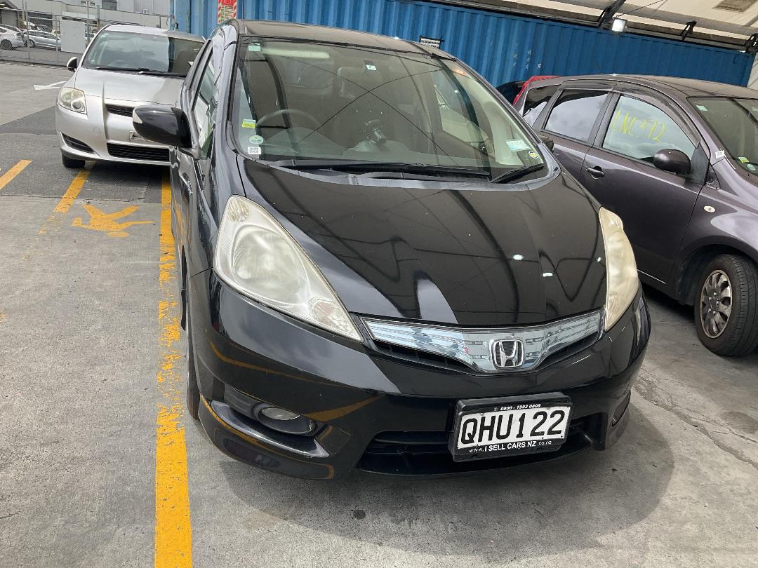 Photo '2' of Honda FIT Shuttle