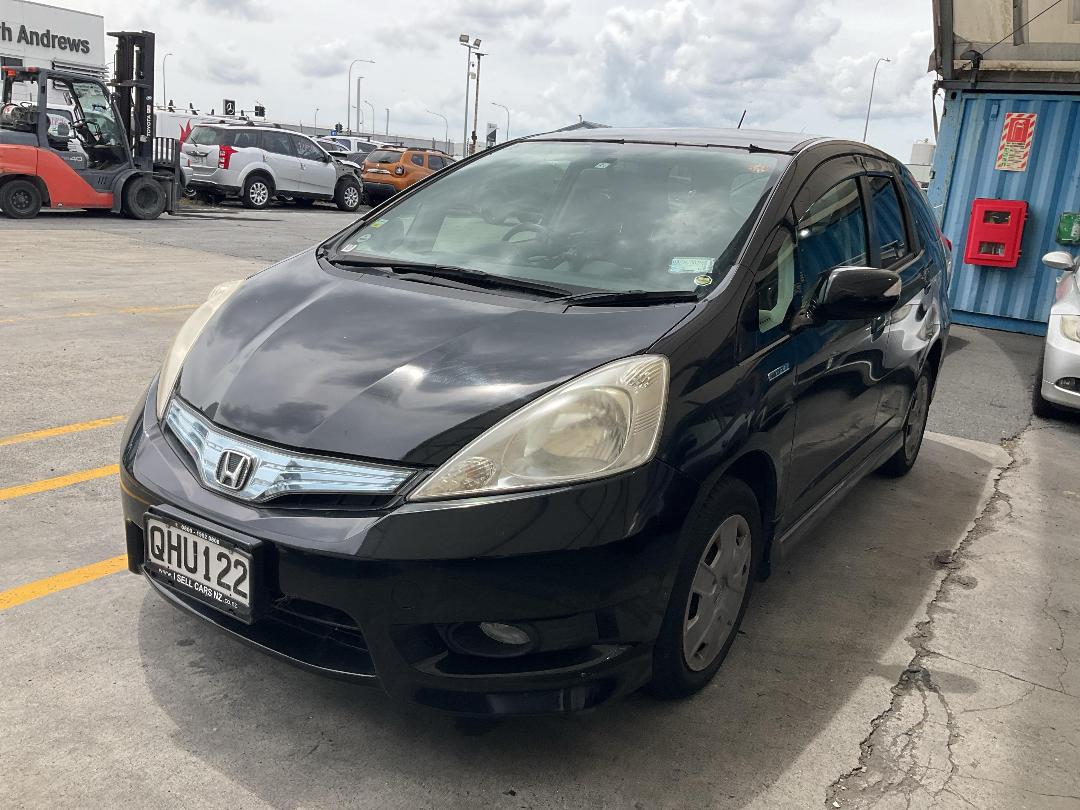 Photo '3' of Honda FIT Shuttle