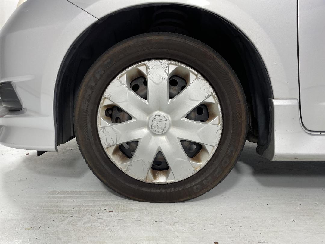 Photo '10' of Honda FIT Shuttle