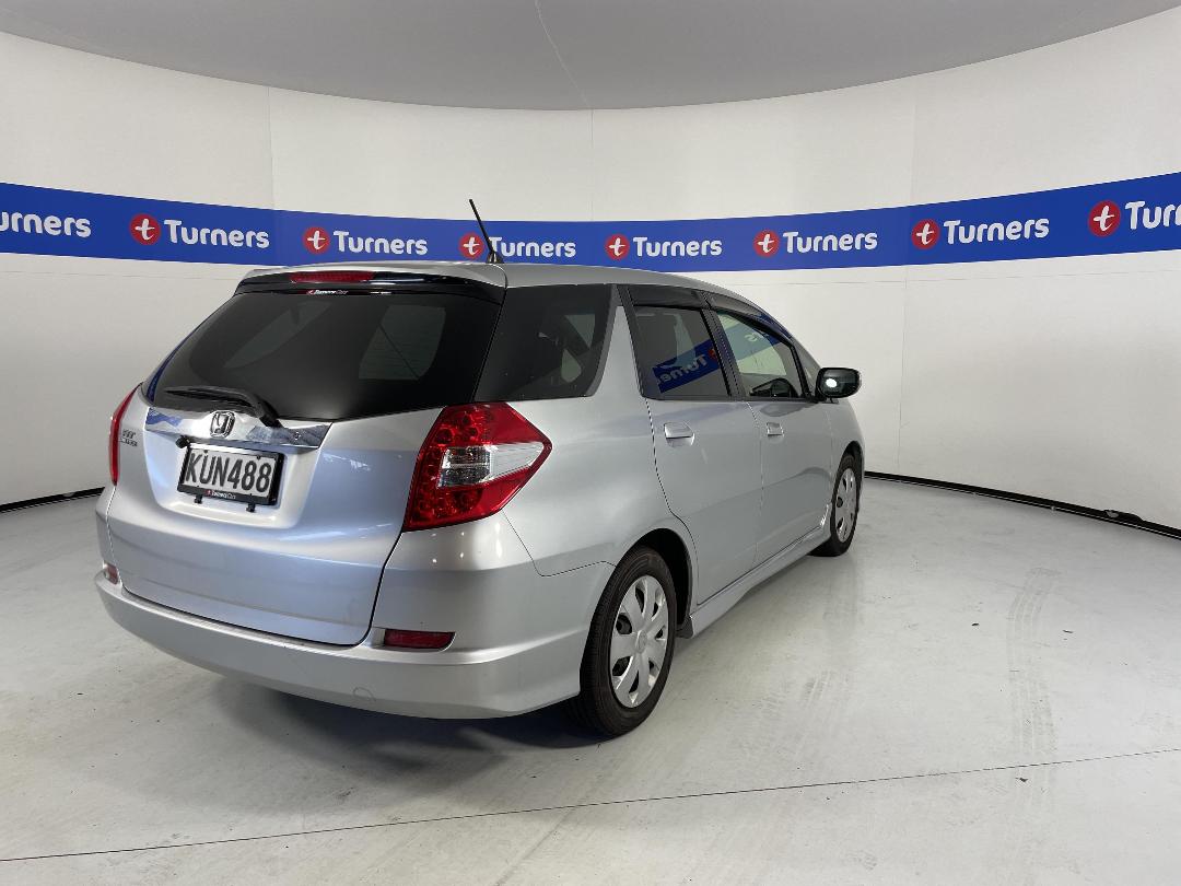 Photo '7' of Honda FIT Shuttle