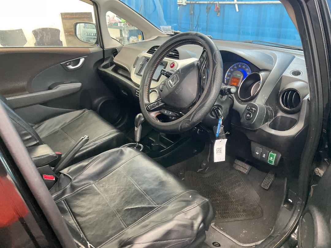 Photo '7' of Honda FIT Shuttle Hibrid