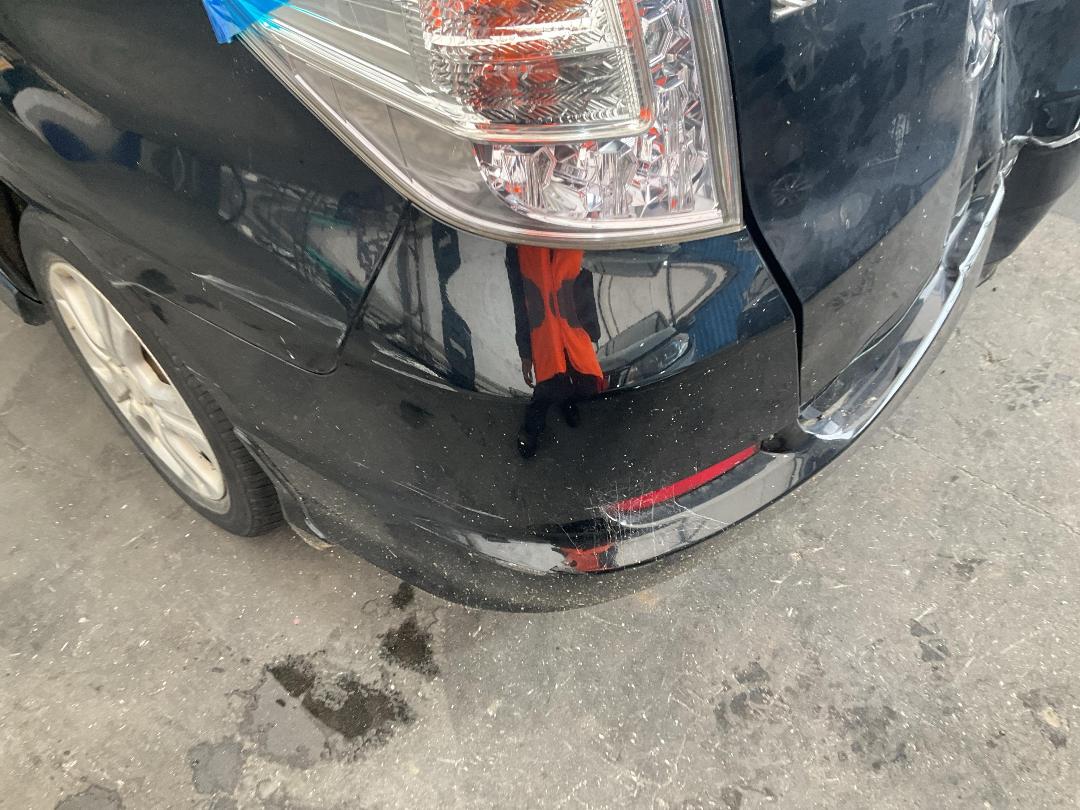 Photo '23' of Honda FIT Shuttle Hibrid