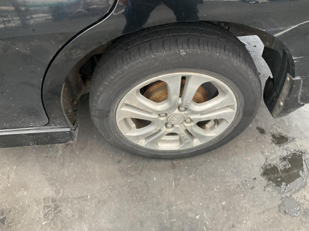 Photo '32' of Honda FIT Shuttle Hibrid