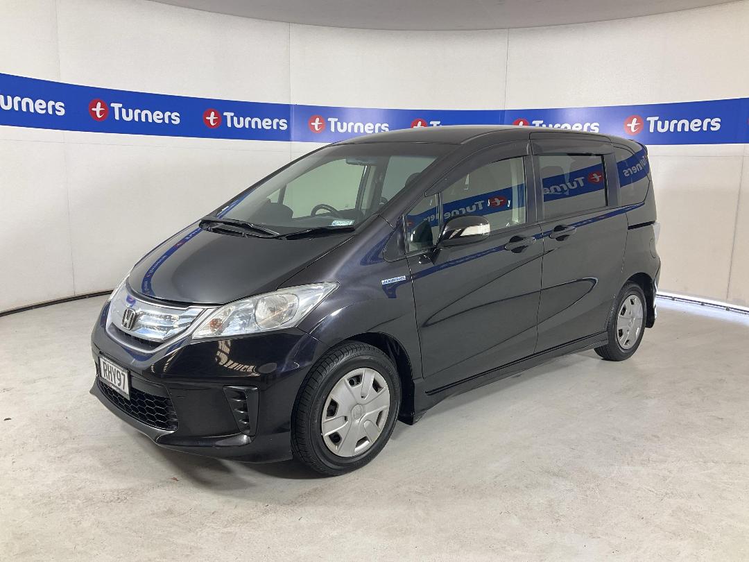 Photo '4' of Honda Freed Photo '4' of Honda Freed