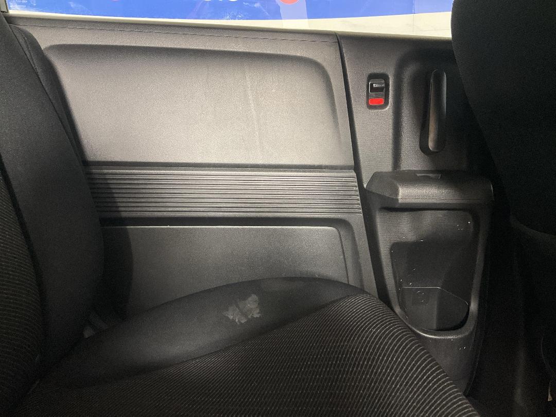 Photo '19' of Honda Freed Photo '19' of Honda Freed