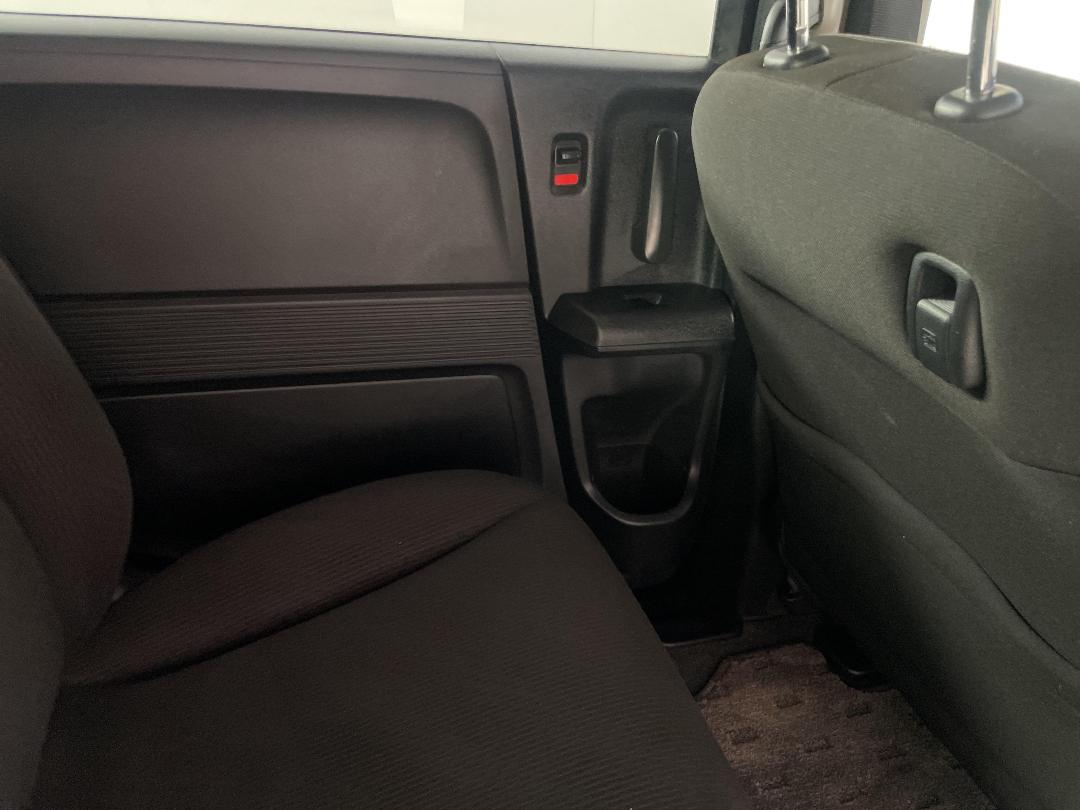 Photo '19' of Honda Freed Photo '19' of Honda Freed