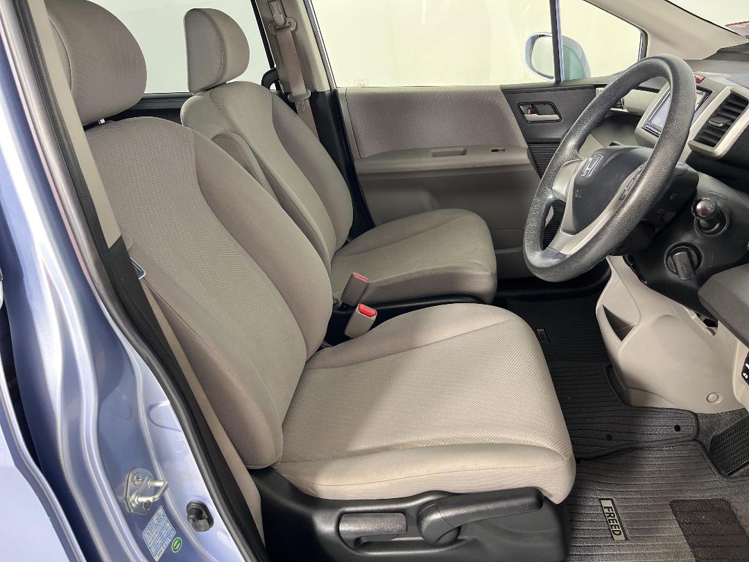 Photo '16' of Honda Freed