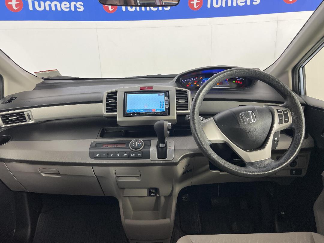 Photo '17' of Honda Freed