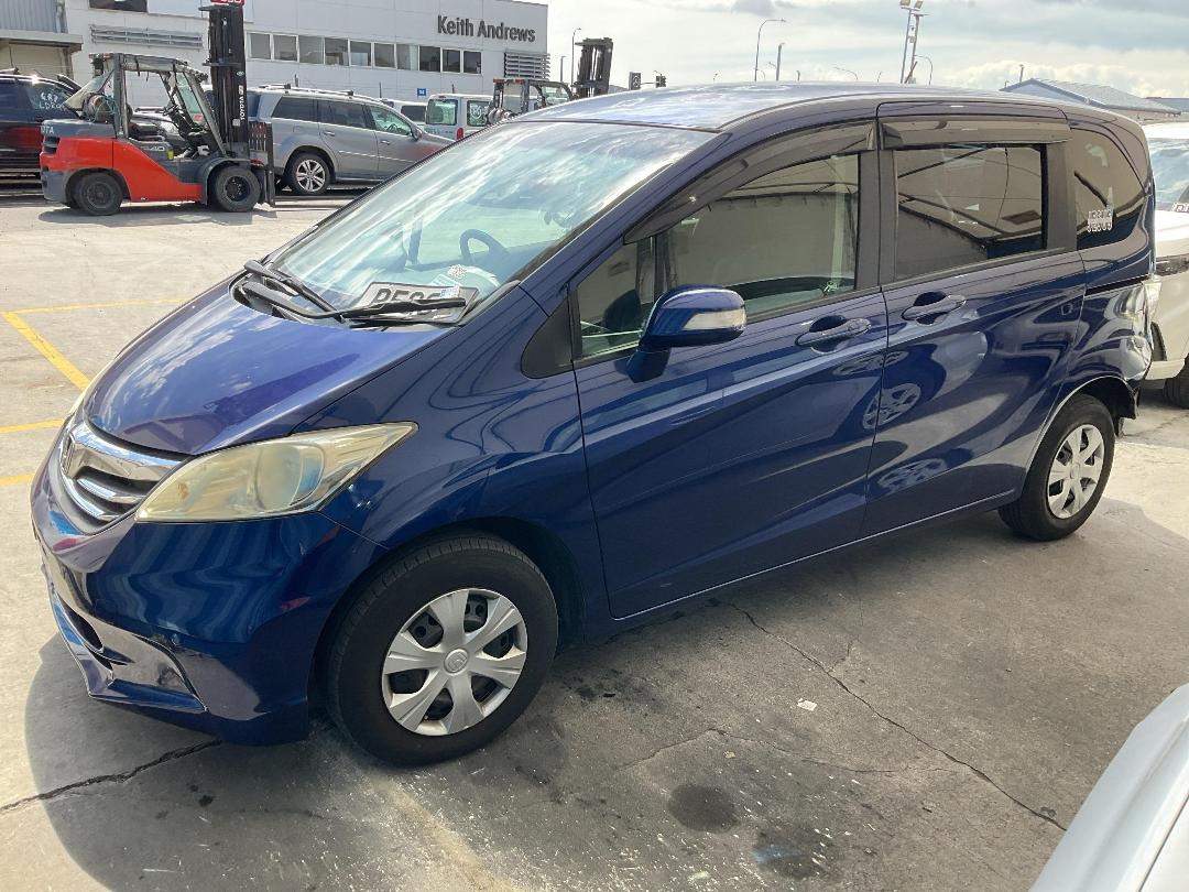 Photo '6' of Honda Freed