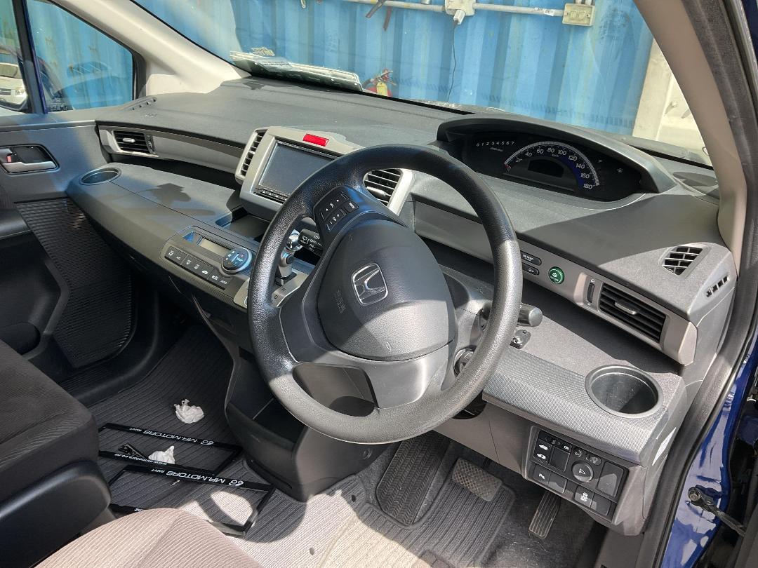 Photo '21' of Honda Freed