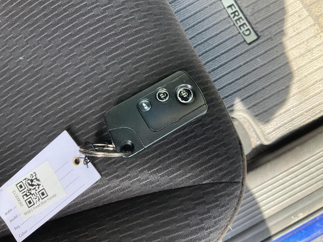 Photo '22' of Honda Freed