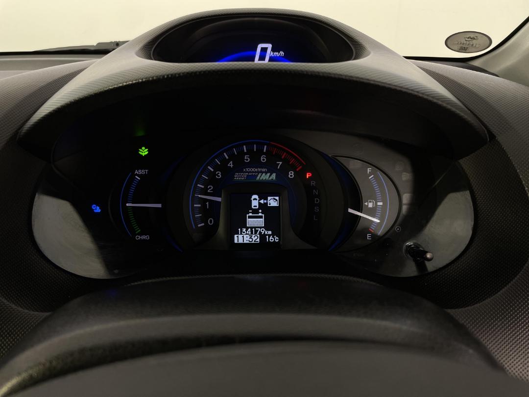 Photo '21' of Honda Insight