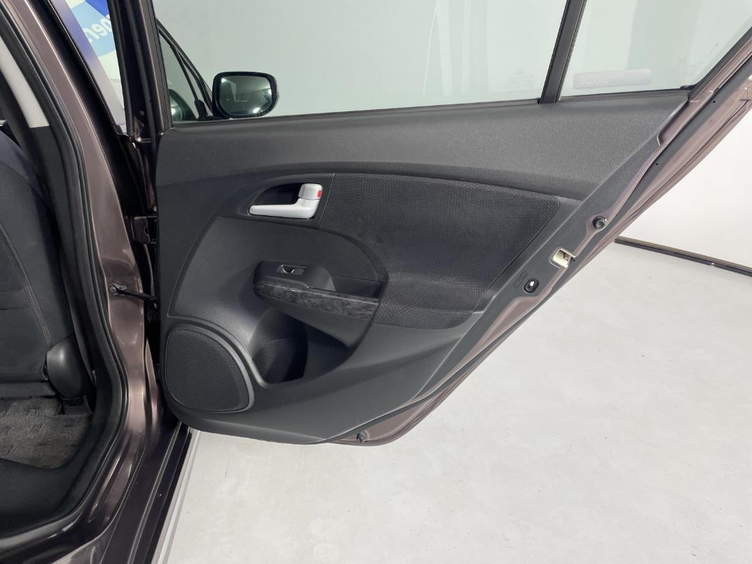 Photo '19' of Honda Insight