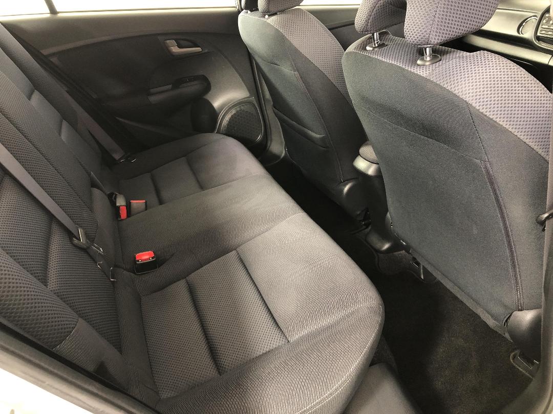 Photo '20' of Honda Insight Photo '20' of Honda Insight