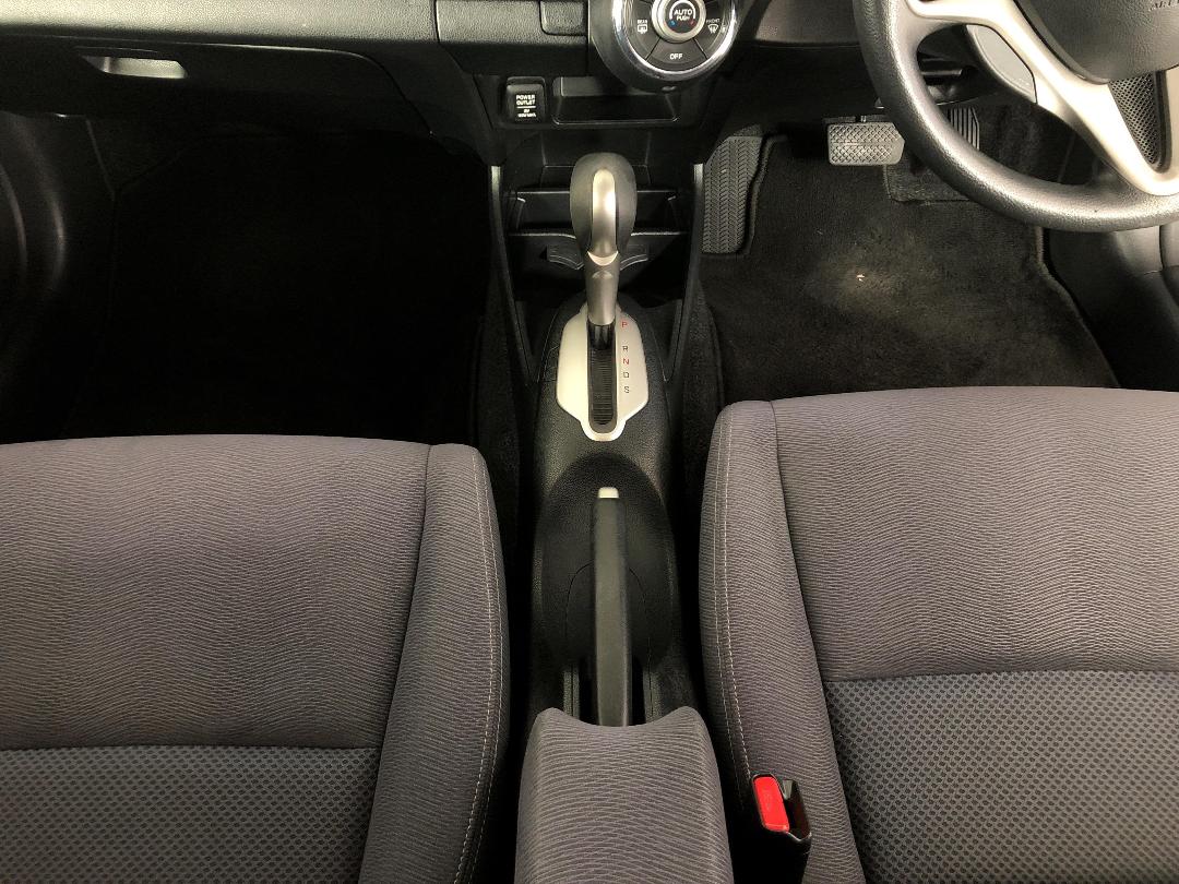 Photo '18' of Honda Insight Photo '18' of Honda Insight