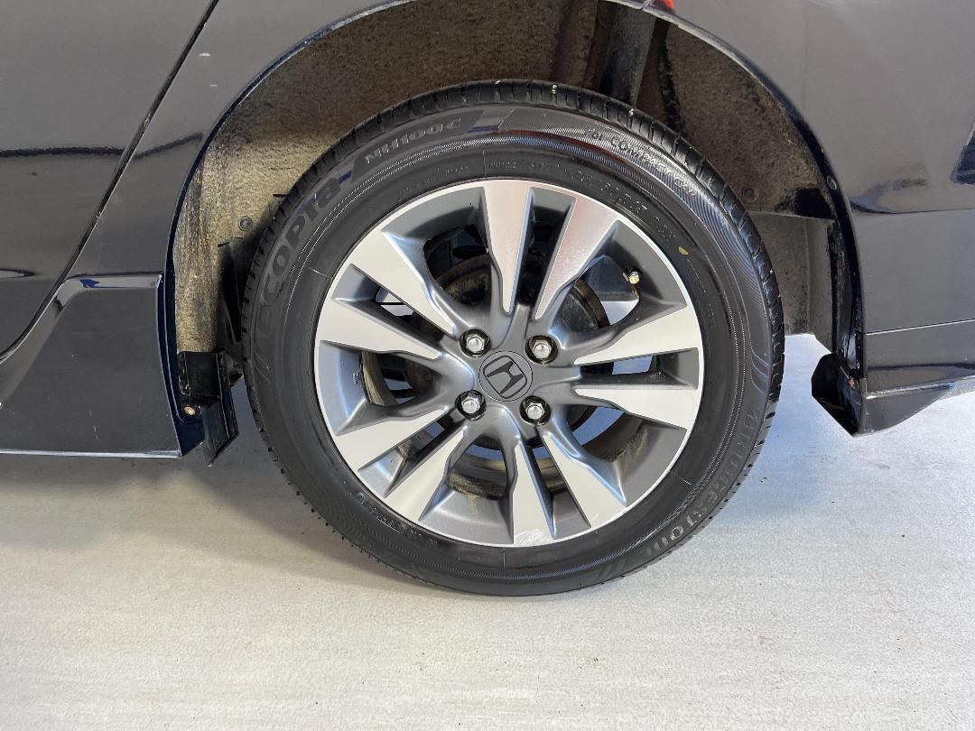 Photo '11' of Honda Insight Photo '11' of Honda Insight