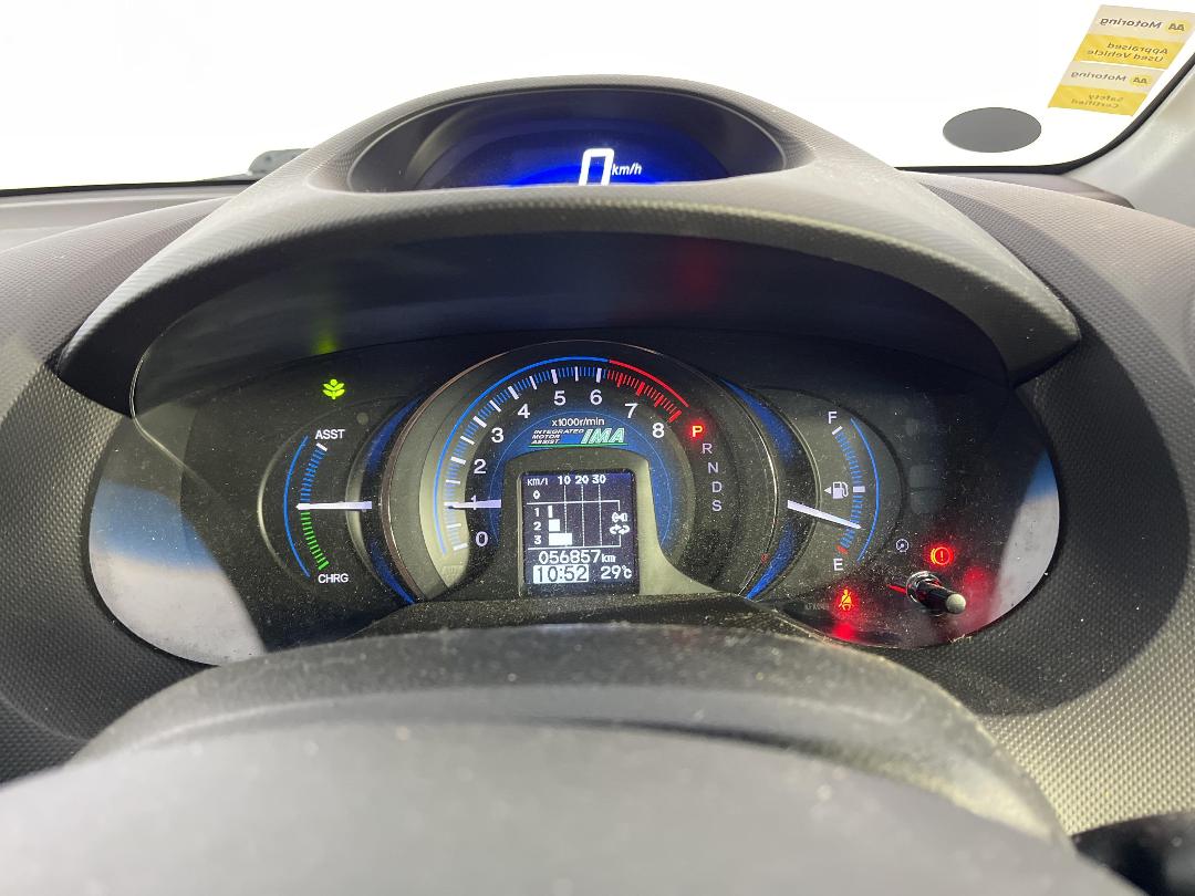 Photo '21' of Honda Insight Photo '21' of Honda Insight