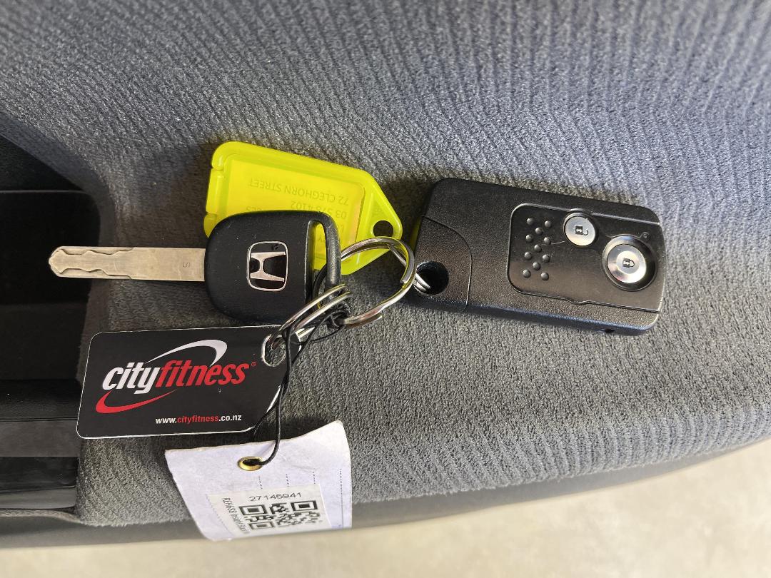 Photo '22' of Honda Insight Photo '22' of Honda Insight