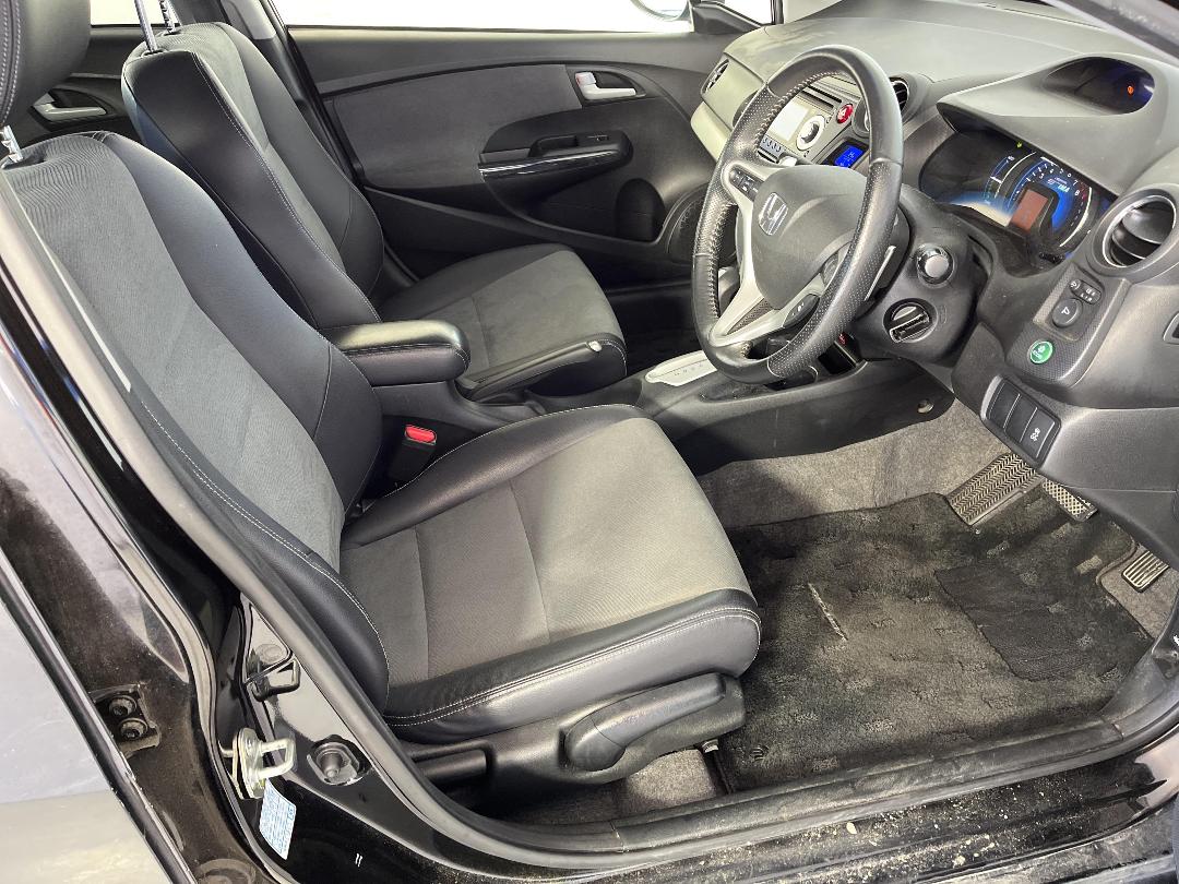 Photo '16' of Honda Insight Photo '16' of Honda Insight