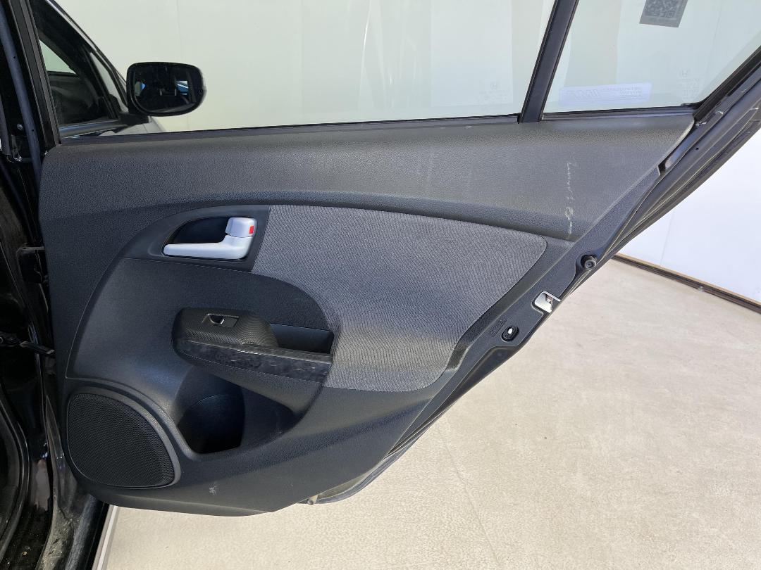 Photo '19' of Honda Insight Photo '19' of Honda Insight