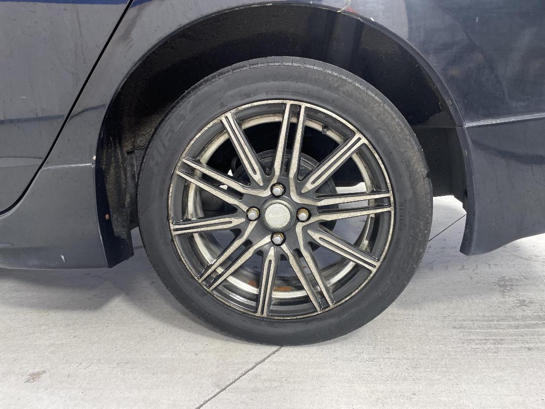 Photo '11' of Honda Insight