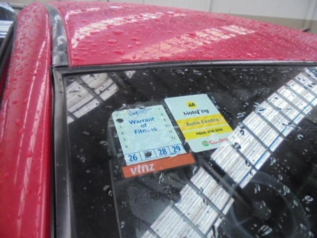 Photo '7' of Honda Insight N