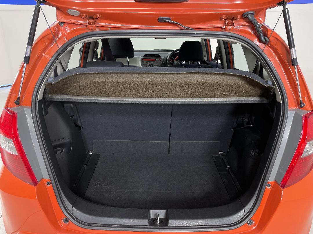 Photo '14' of Honda Jazz Photo '14' of Honda Jazz