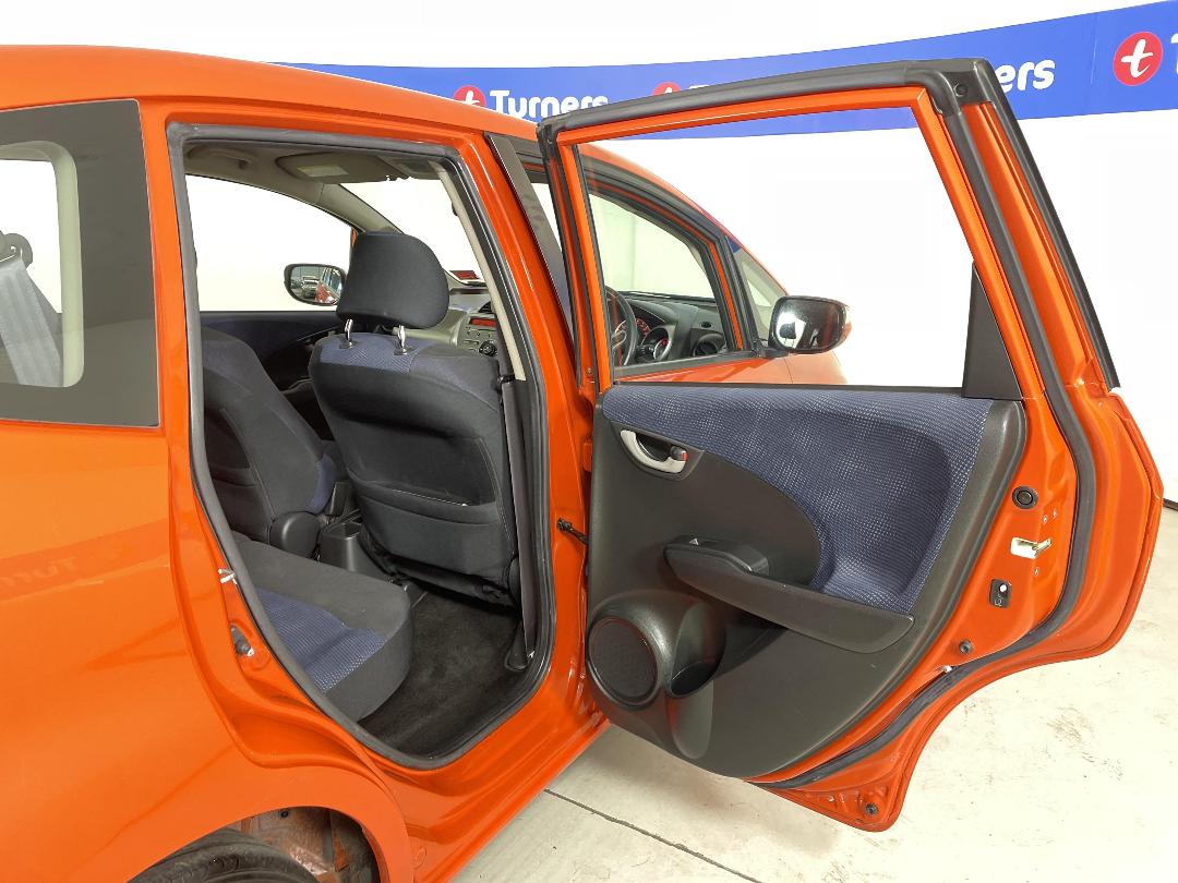 Photo '19' of Honda Jazz Photo '19' of Honda Jazz